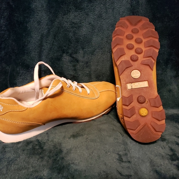 Timberland Wheat Low Womens Sneakers SZ 8m womend - Picture 4 of 4